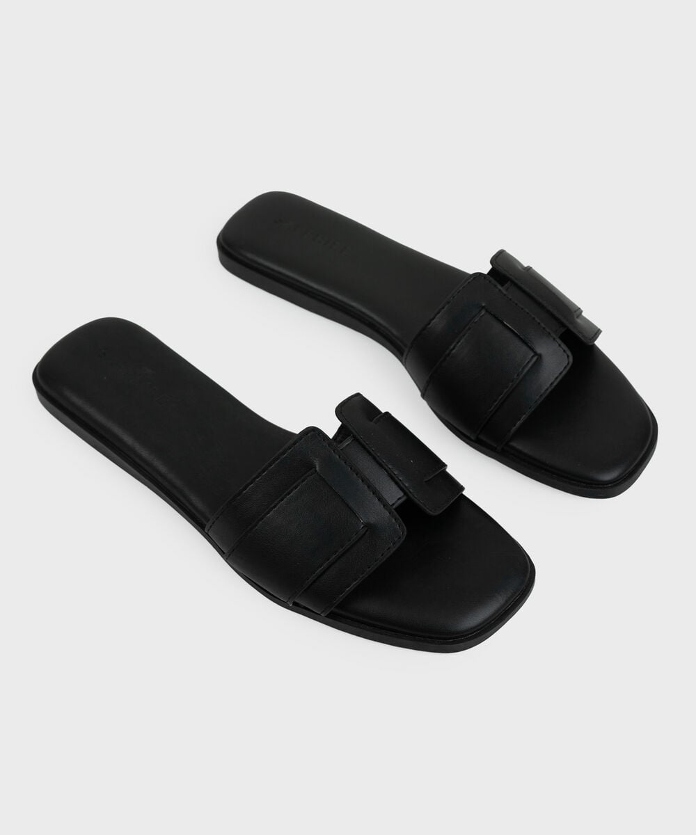 BLACK SANDALS — Sapphire