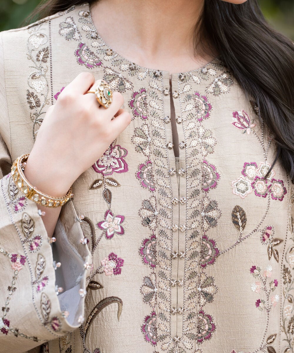3 Piece - Embroidered Raw Silk Suit โ Sapphire view 3