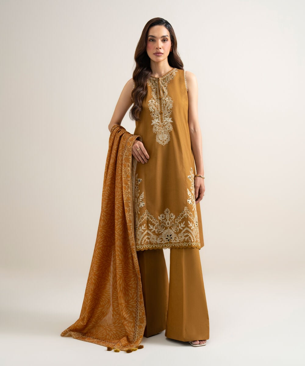 3 Piece - Embroidered Lawn Suit โ Sapphire view 3