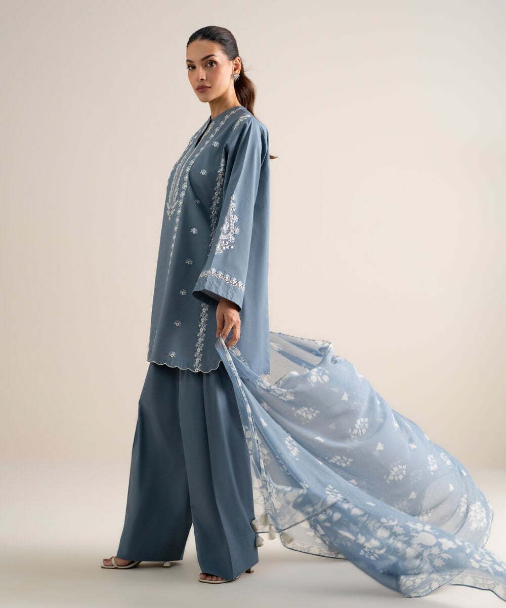 3 Piece - Embroidered Lawn Suit โ Sapphire view 3