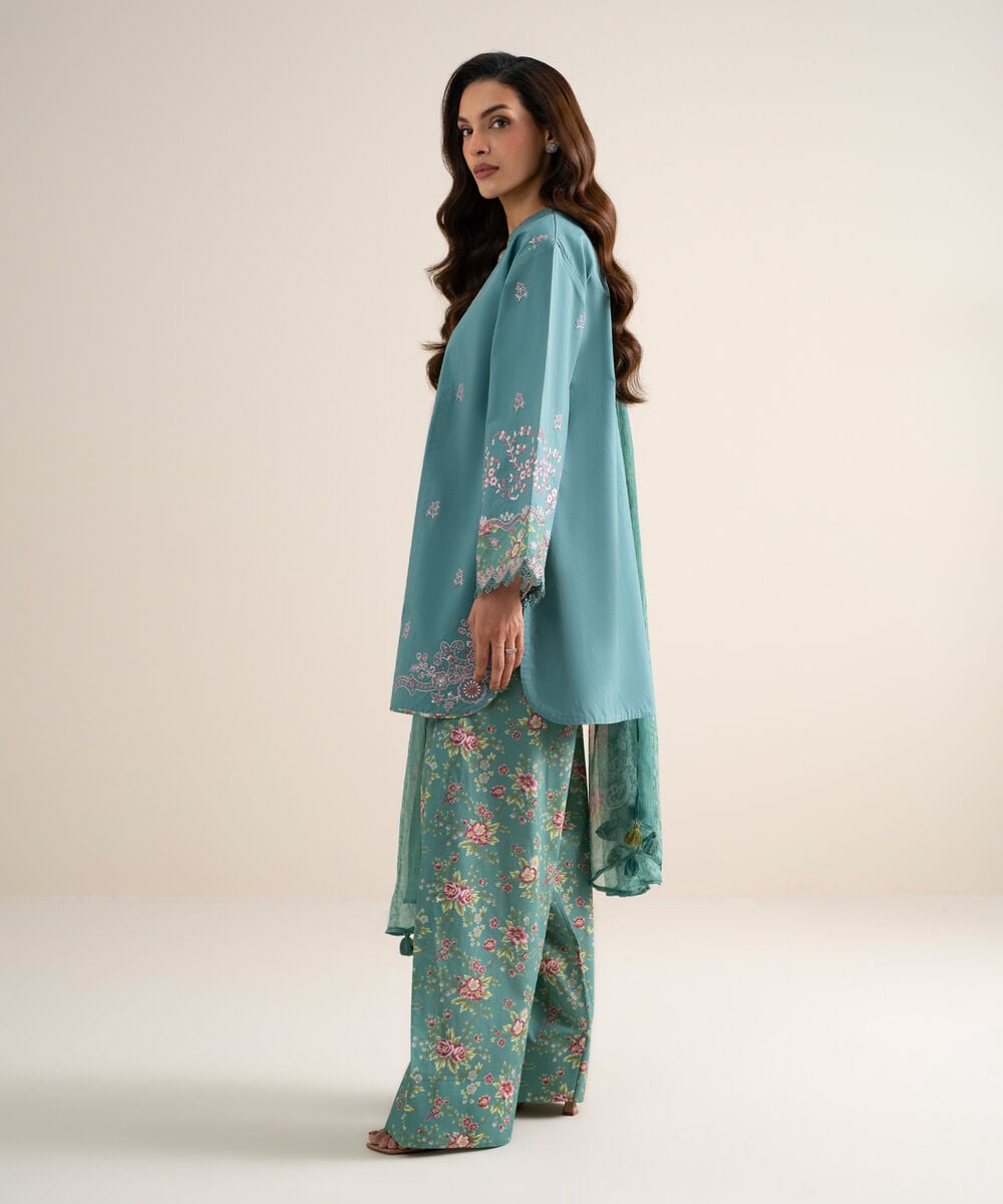 3 Piece - Embroidered Lawn Suit โ Sapphire view 3