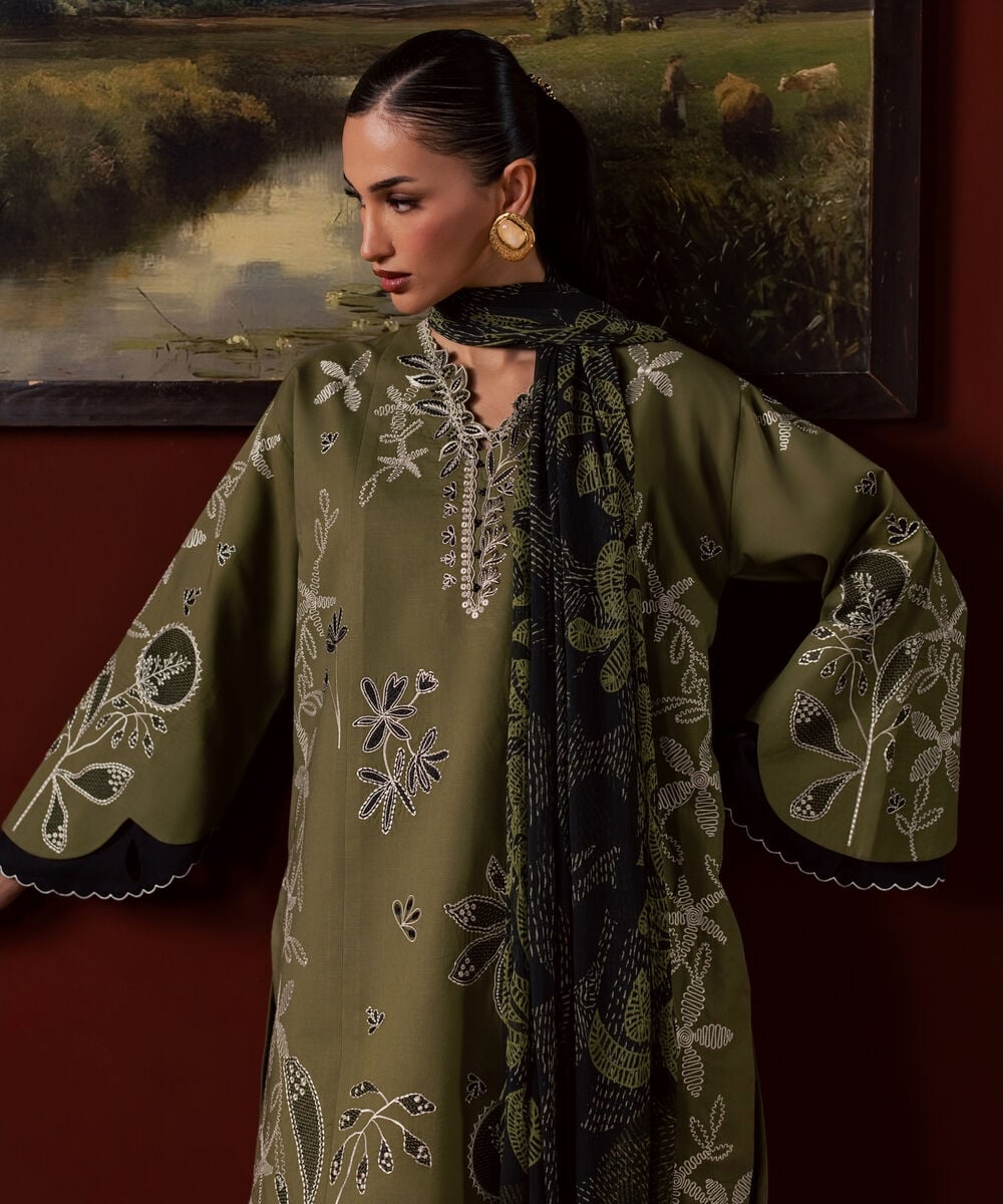 3 Piece - Embroidered Lawn Suit — Sapphire