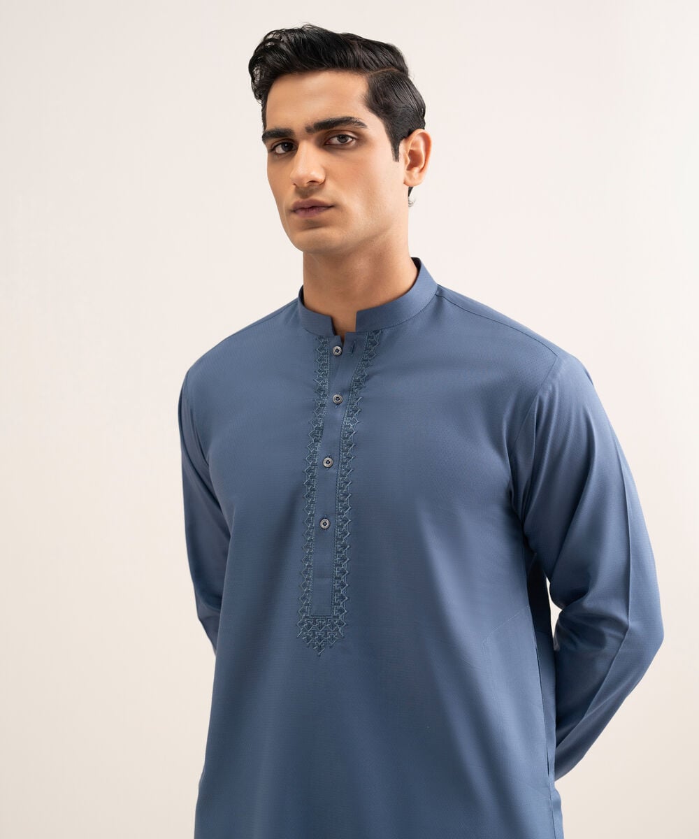Embroidered Cotton Jacquard Kurta โ Sapphire view 3