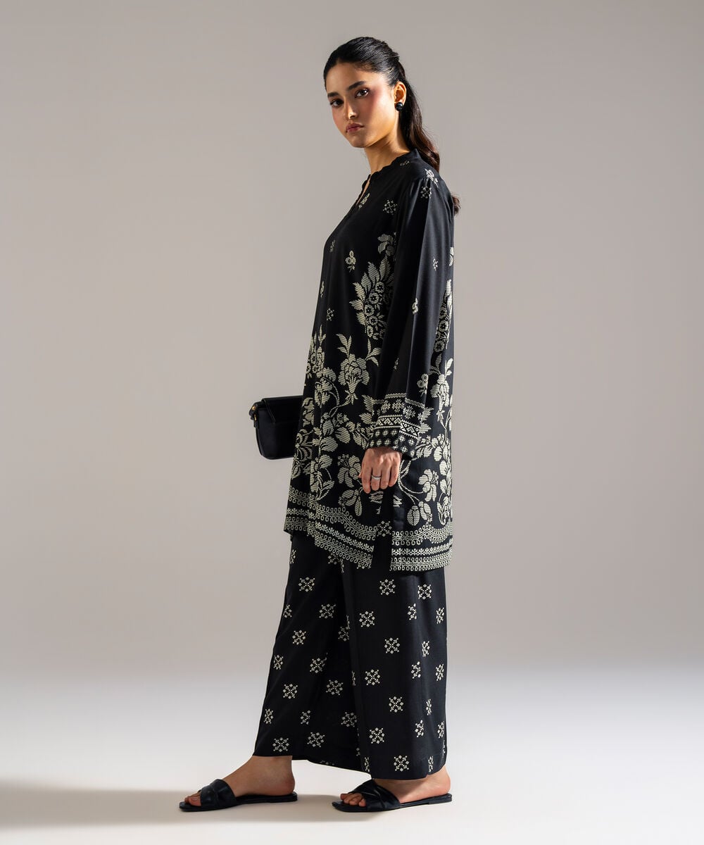 2 Piece - Printed Arabic Lawn Suit โ Sapphire view 3
