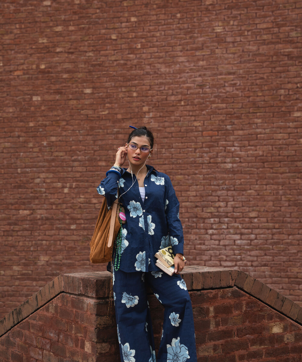 2 Piece - Printed Seersucker Suit — Sapphire view 3